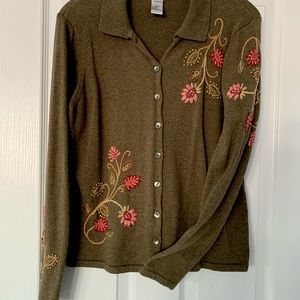 Talbots olive green sweater size large, very pretty embroidered floral design